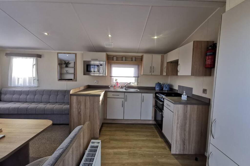 8 Sleep Chalet At Newquay Away Resorts Nb160 Exterior photo